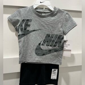 New With Tags Nike Outfit 12 Months